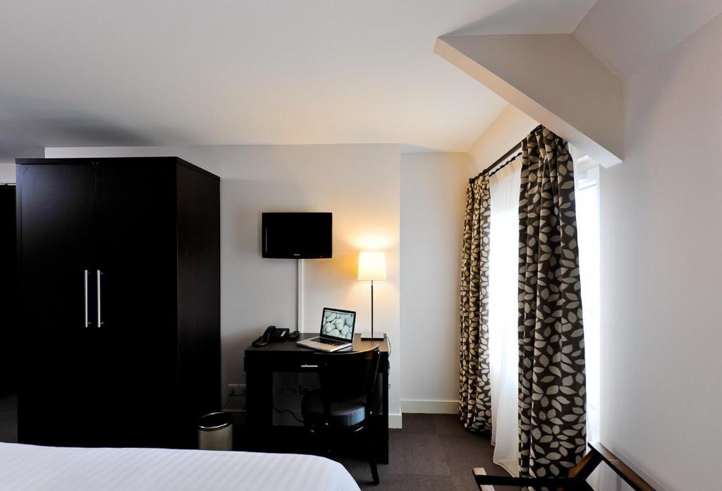 Le Saint-Pierre Hotel Mézidon-Canon Kamer foto